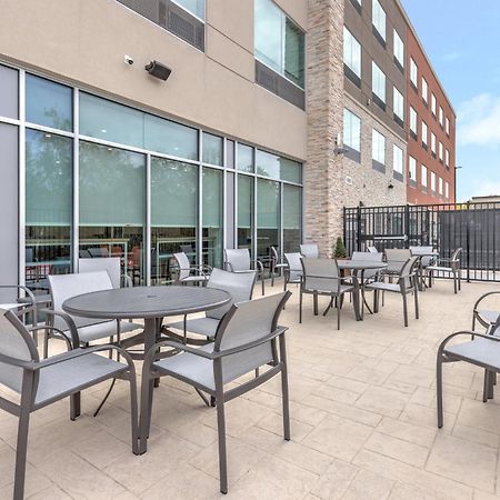 Holiday Inn Express & Suites Austin Airport East By Ihg Екстериор снимка