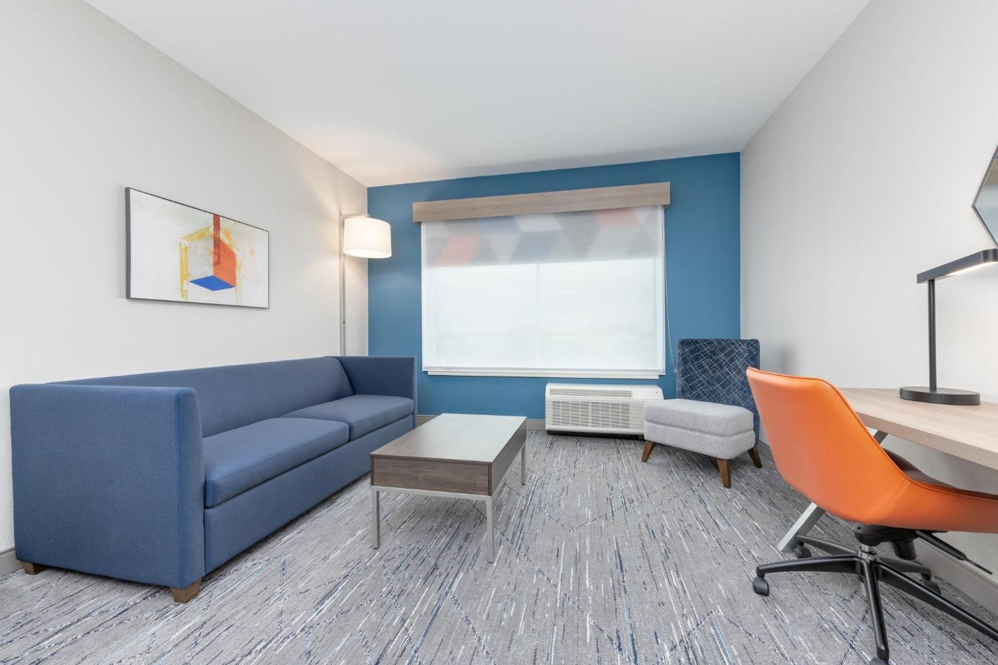 Holiday Inn Express & Suites Austin Airport East By Ihg Екстериор снимка