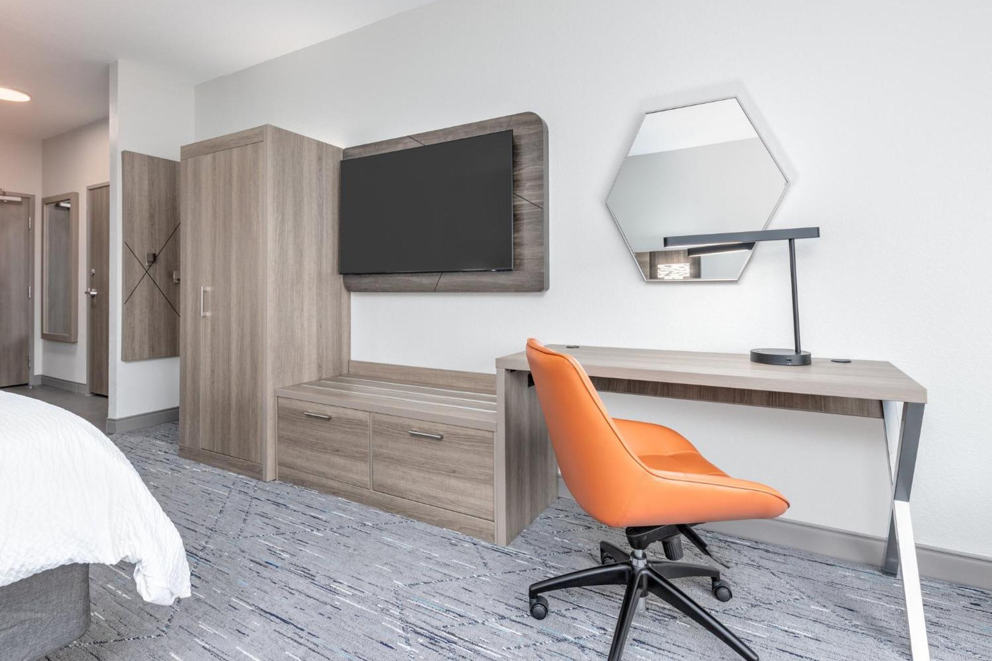 Holiday Inn Express & Suites Austin Airport East By Ihg Екстериор снимка