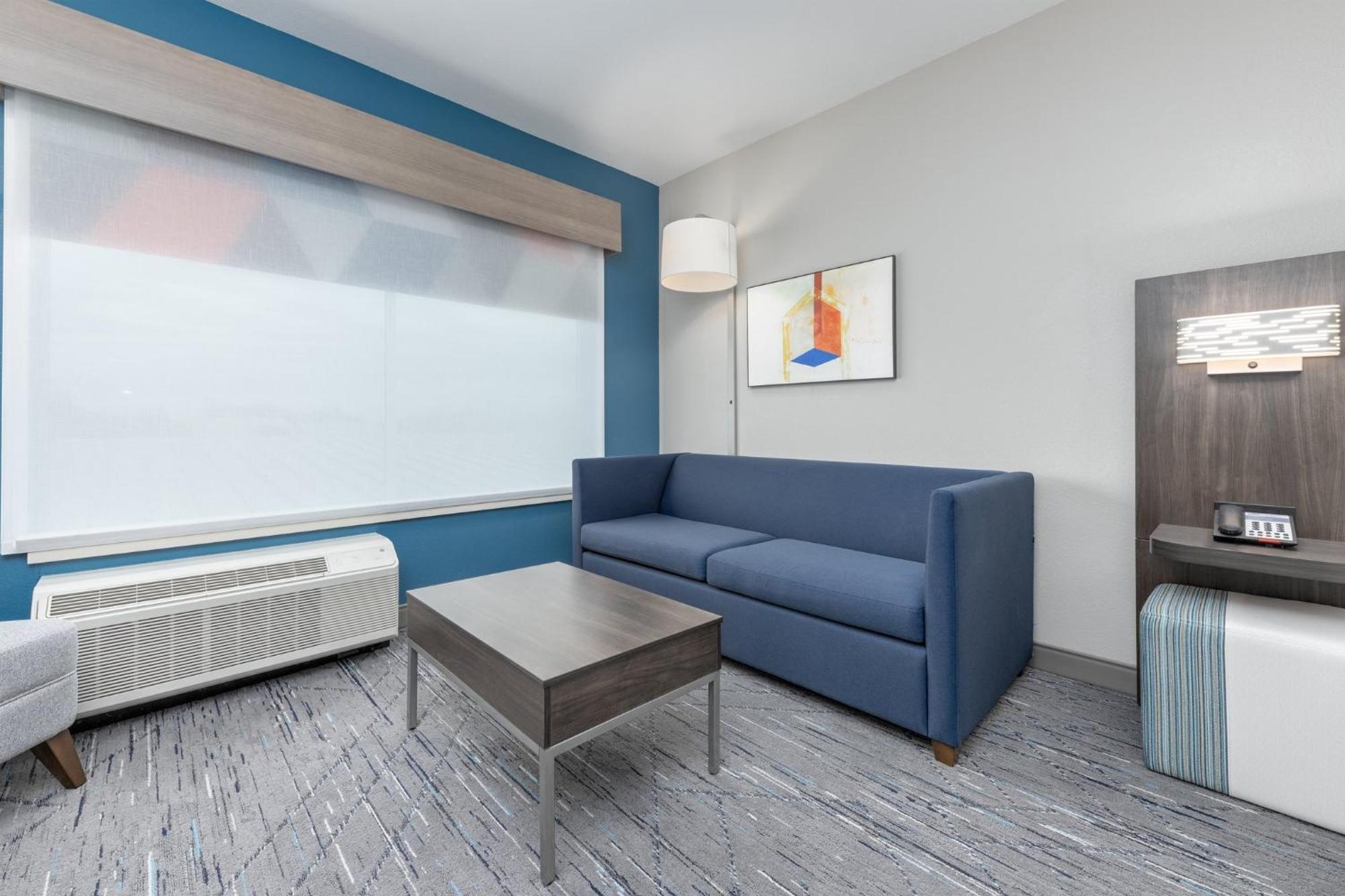 Holiday Inn Express & Suites Austin Airport East By Ihg Екстериор снимка